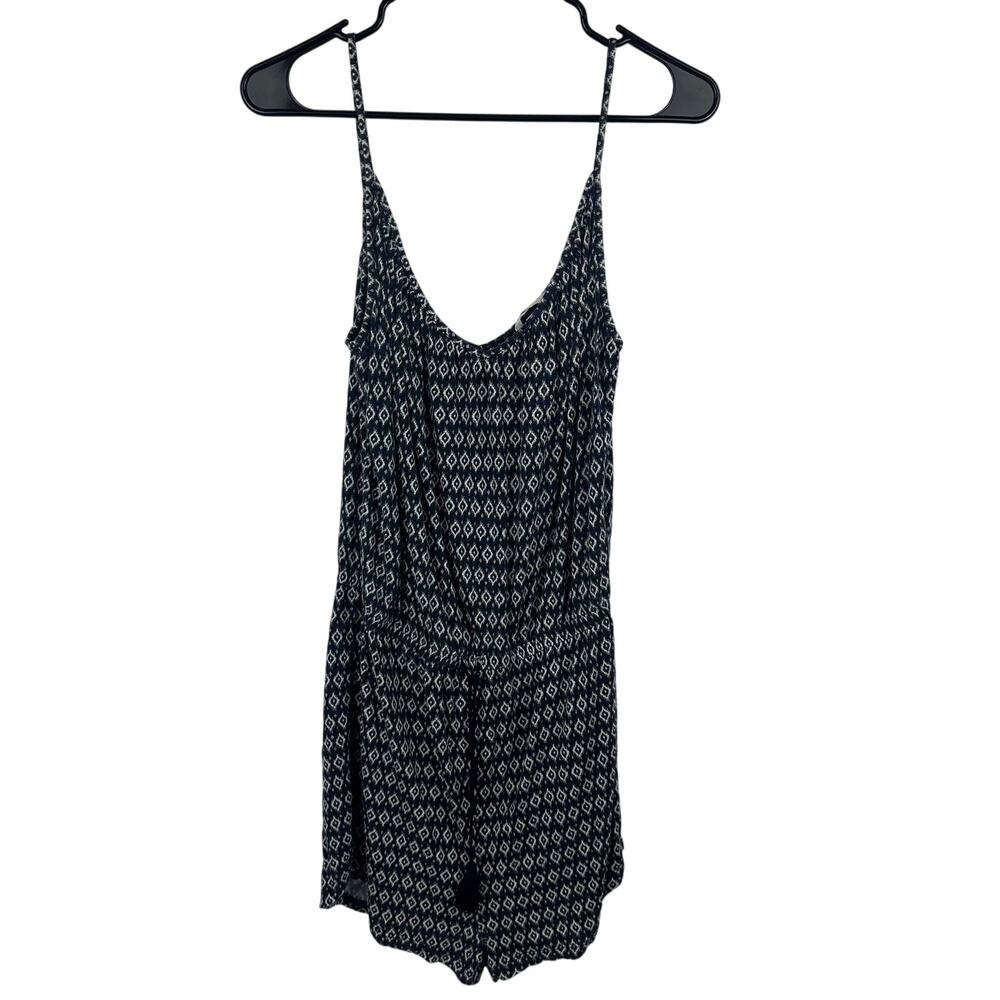 H&M Womens V-Neck Elastic Waist Blue/White Medallion Print Tank Romper Small